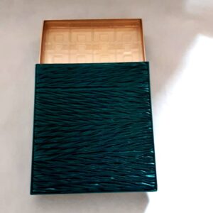 NR PLİSELİ 4*4 KARE YEŞİL KUTU 16 GÖZLÜ